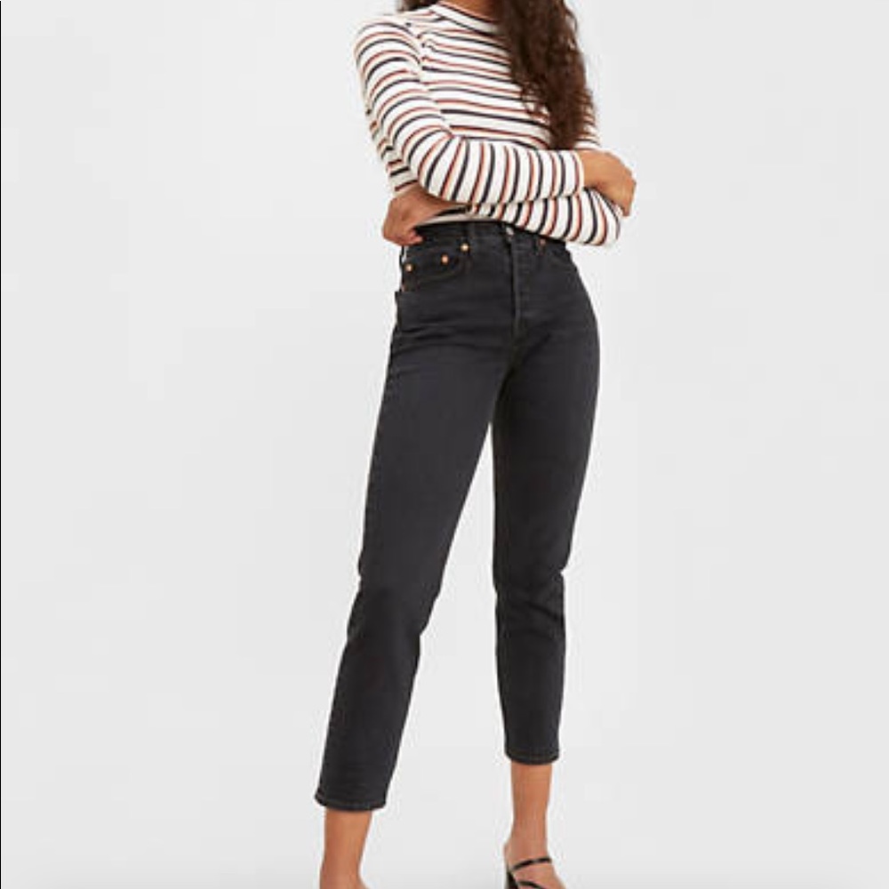 nwt levi’s wedgie size 25